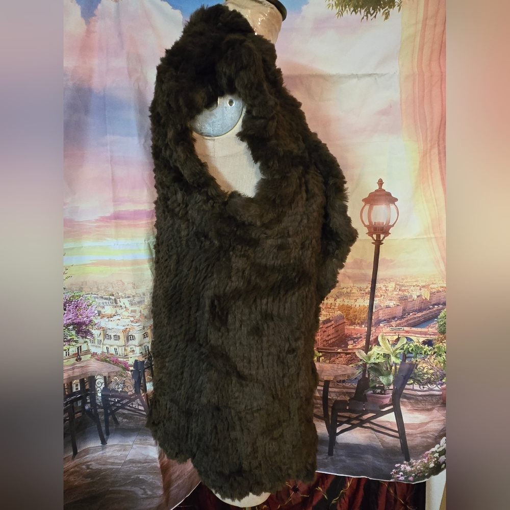 REAL.RABBIT FUR VEST - Picture 7 of 11